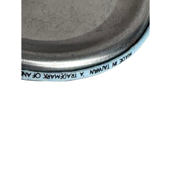 1982 ET The Extra Terrestrial w/Elliot Promo Button Pin Pinback Vintage - Picture 3 of 6